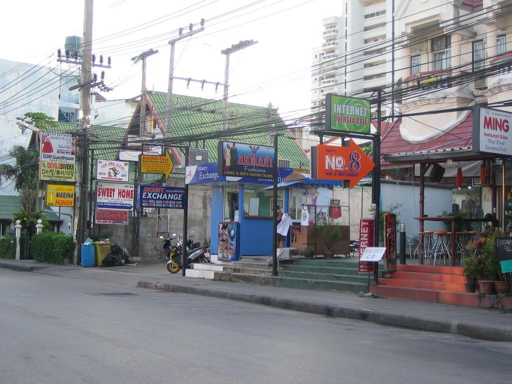 Andaman Place Guesthouse Patong Екстер'єр фото
