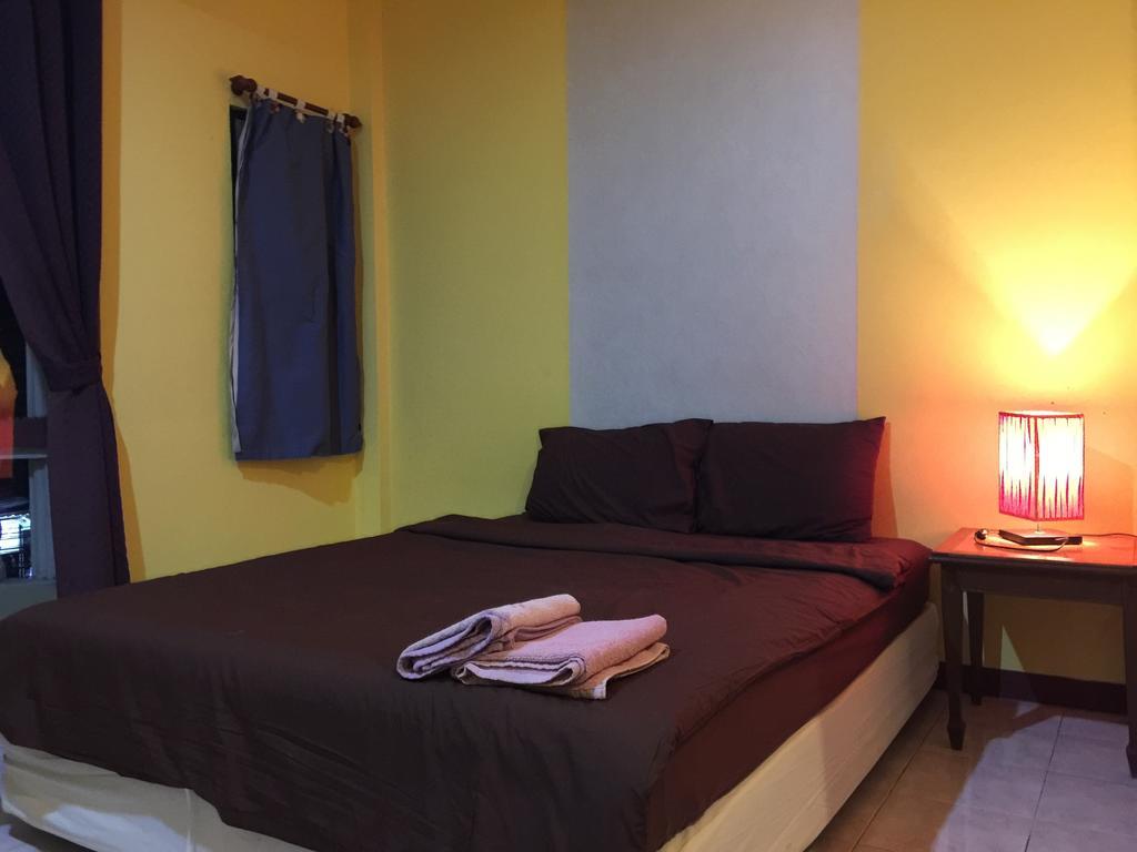 Andaman Place Guesthouse Patong Екстер'єр фото