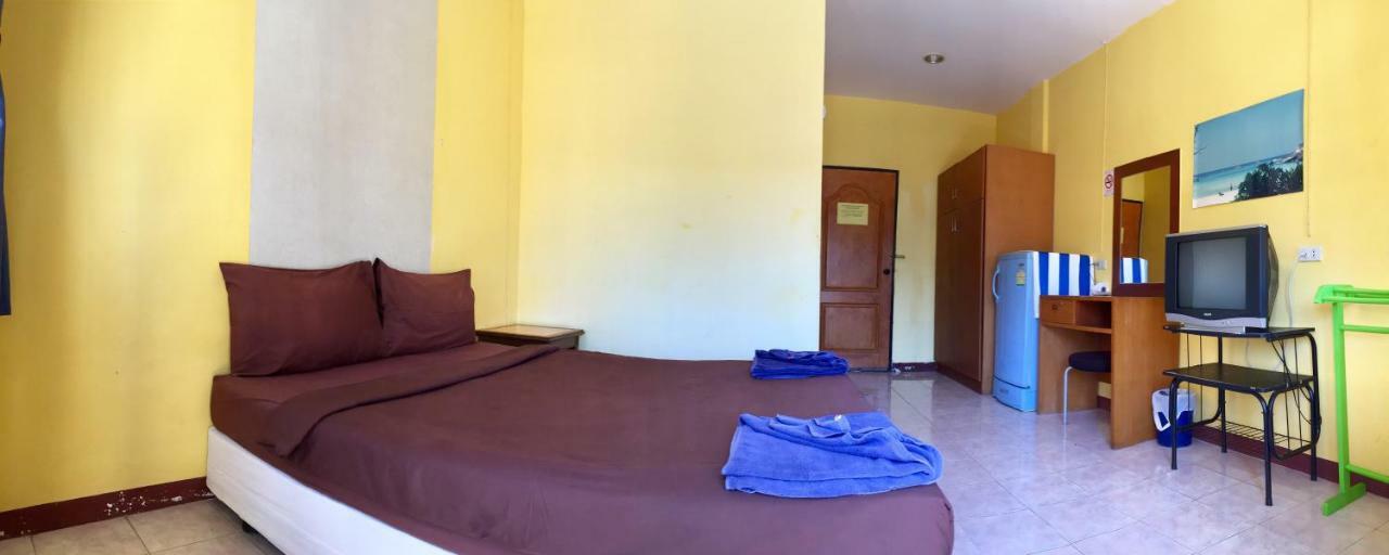 Andaman Place Guesthouse Patong Екстер'єр фото