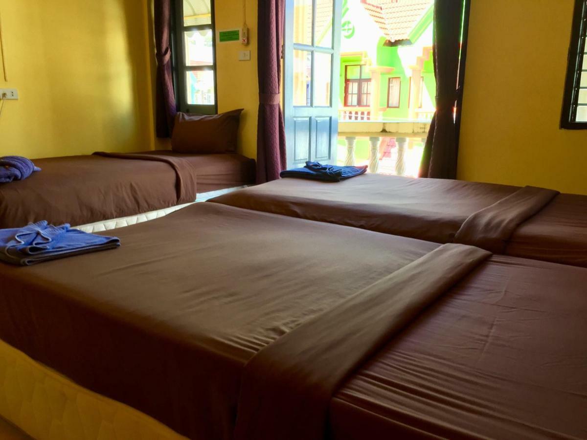 Andaman Place Guesthouse Patong Екстер'єр фото